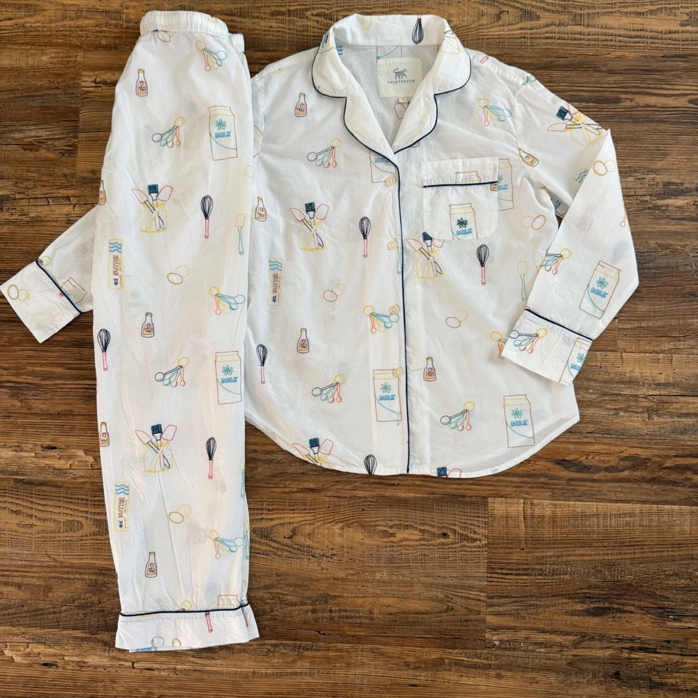 PrintFresh Pajama Set Womens XS‎ White Kitchen Baking Whisk Milk Cotton Superior